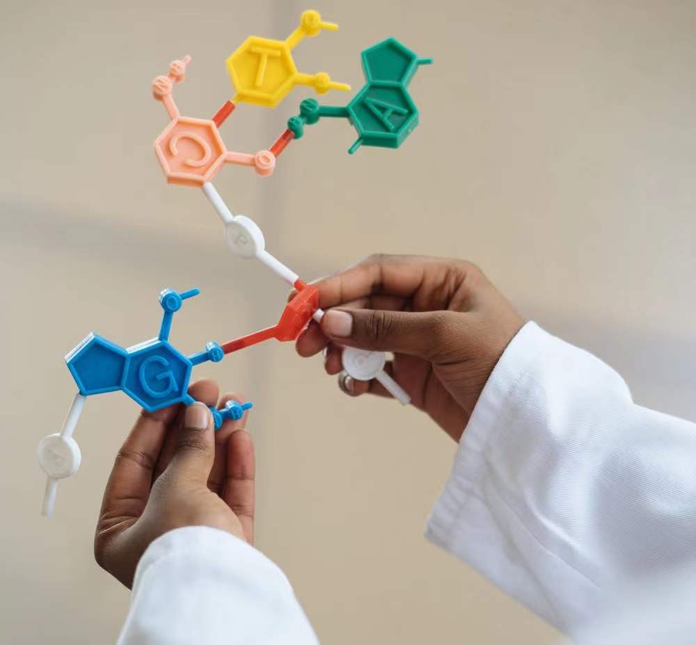 關(guān)于發(fā)布創(chuàng)新優(yōu)先醫(yī)療器械注冊技術(shù)審評(píng)溝通交流操作規(guī)范的通知